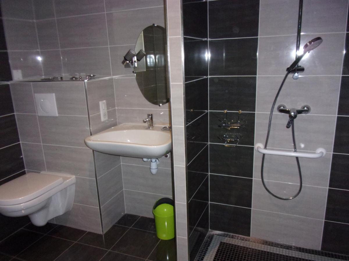 Chambre D'Hotes Le Cascadou Banassac Екстериор снимка
