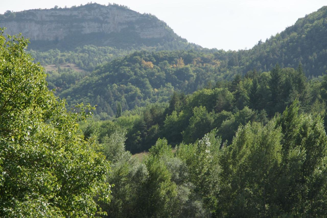 Chambre D'Hotes Le Cascadou Banassac Екстериор снимка
